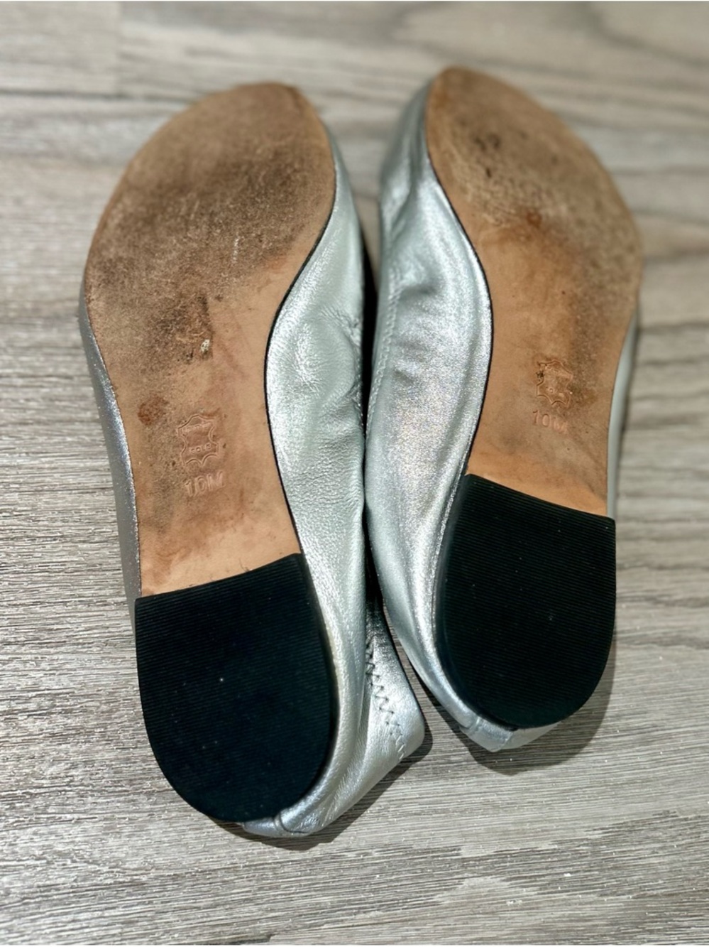 Tory Burch Silver Reva Logo Ballet Flats - Women's 10 - Picture 3 of 3